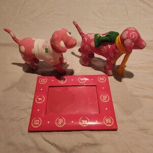 VS Pink Collectible Mini Dogs & 4x6 Frame